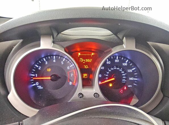 JN8AF5MR1HT701914 2017 NISSAN JUKE Серебряный Вид щитка приборов