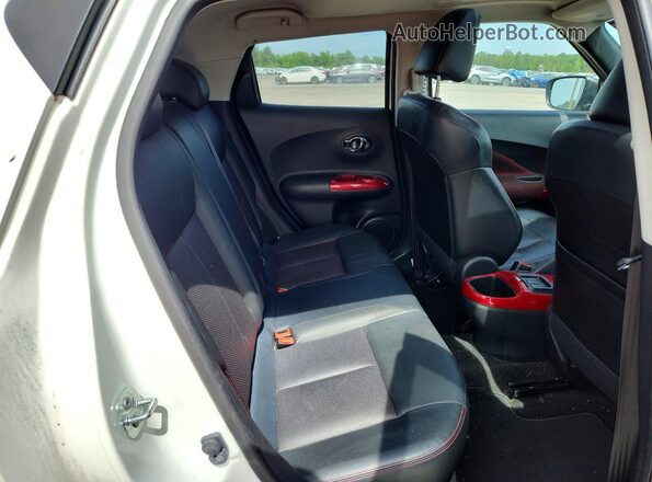 JN8AF5MR8GT600092 2016 NISSAN JUKE White Հետևի նստատեղերի տեսք