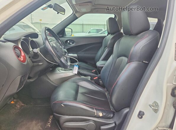 JN8AF5MR9GT605897 2016 NISSAN JUKE White Вид салону спереду