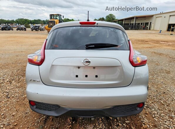 JN8AF5MRXHT705590 2017 NISSAN JUKE Silver Rear view