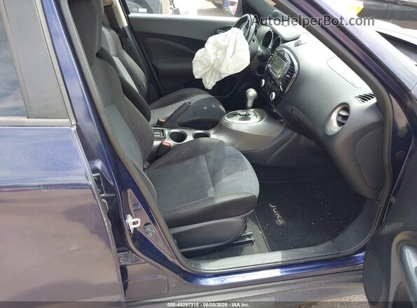 JN8AF5MV6HT754170 2017 NISSAN JUKE Dark Blue Вид салона спереди