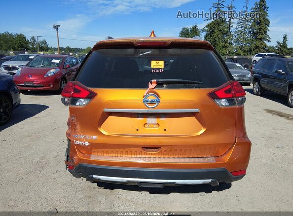 JN8AT2MT0HW144494 2017 NISSAN ROGUE Оранжевый 