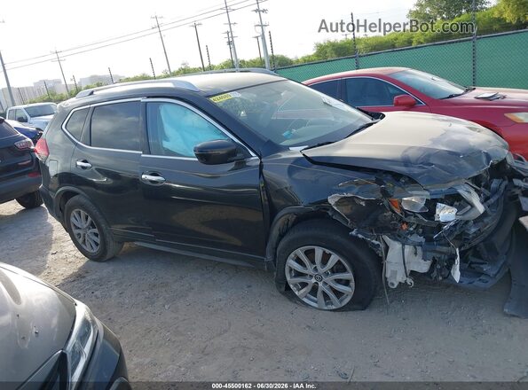 JN8AT2MT0HW145144 2017 NISSAN ROGUE Черный Вид задней части салона