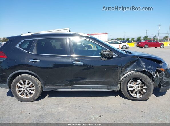 JN8AT2MT0HW153101 2017 NISSAN ROGUE Черный 