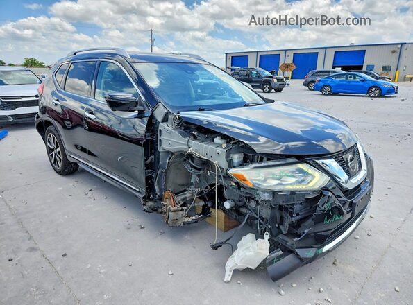 JN8AT2MT0HW400066 2017 NISSAN ROGUE Черный Передняя правая четверть