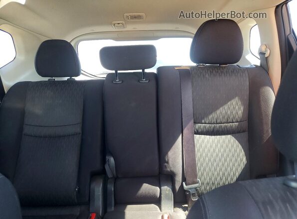 JN8AT2MT0HW404991 2017 NISSAN ROGUE Gray Widok tylnych siedzeń