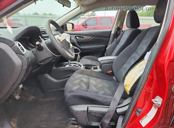 JN8AT2MT1GW014609 2016 NISSAN ROGUE Red Front interior view