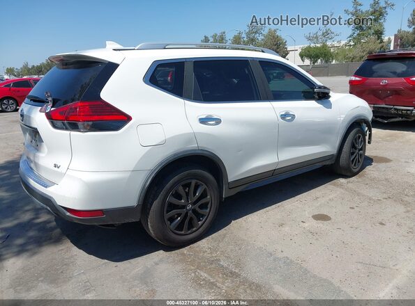 JN8AT2MT1HW133231 2017 NISSAN ROGUE White Rear right