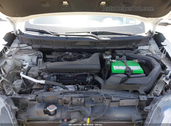 JN8AT2MT1HW133231 2017 NISSAN ROGUE White Rear view