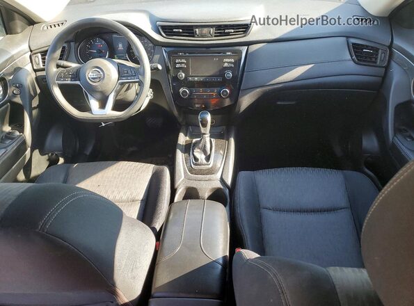 JN8AT2MT1HW141409 2017 NISSAN ROGUE Silver Առջևի վահանակի տեսք