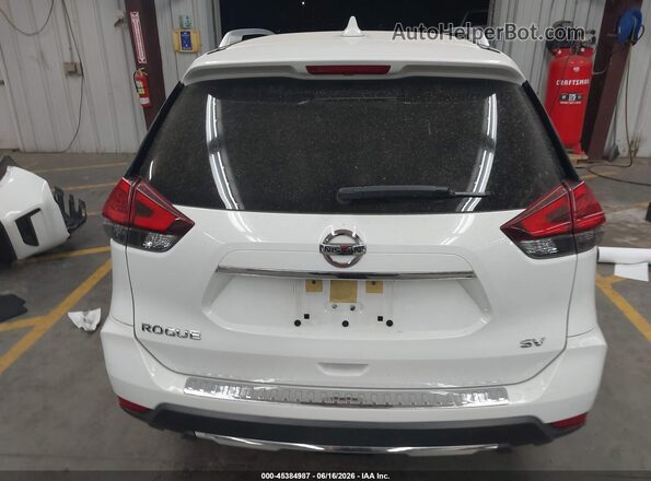JN8AT2MT1HW145556 2017 NISSAN ROGUE White 