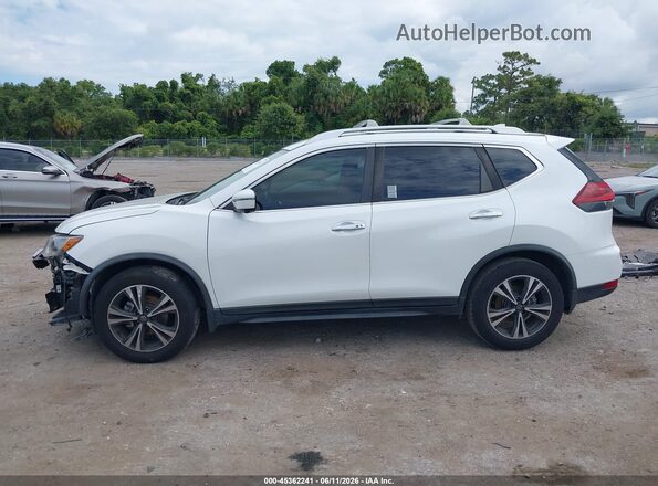JN8AT2MT1KW252601 2019 NISSAN ROGUE White Widok wnętrza 360 stopni