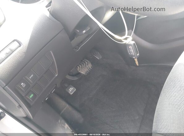 JN8AT2MT2GW013842 2016 NISSAN ROGUE Белый Вид панели приборов