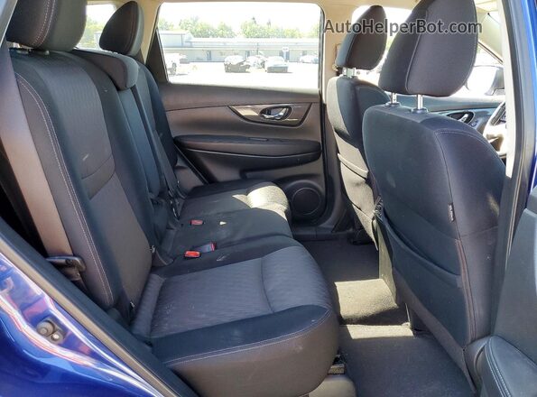 JN8AT2MT2HW145985 2017 NISSAN ROGUE Синий 