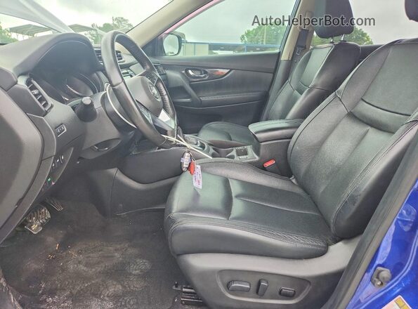 JN8AT2MT2JW454183 2018 NISSAN ROGUE Blue წინა სალონის ხედი