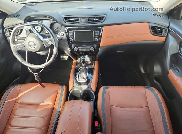 JN8AT2MT3JW486947 2018 NISSAN ROGUE White Вид панелі приладів