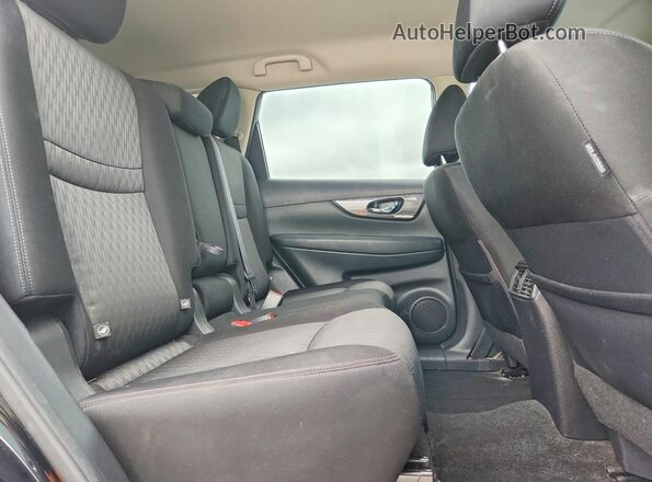 JN8AT2MT3KW258027 2019 NISSAN ROGUE Black Widok wnętrza z tyłu