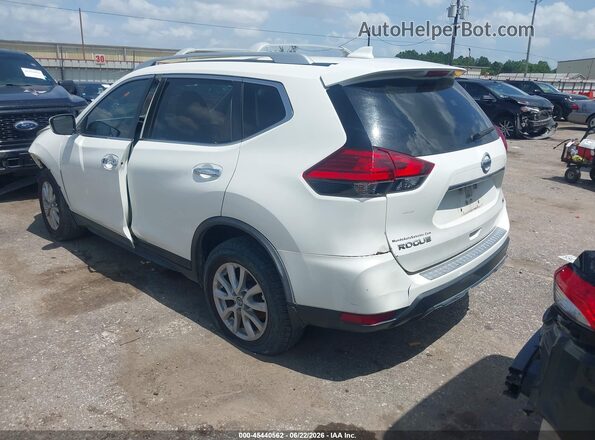 JN8AT2MT4HW135135 2017 NISSAN ROGUE White Tył lewy