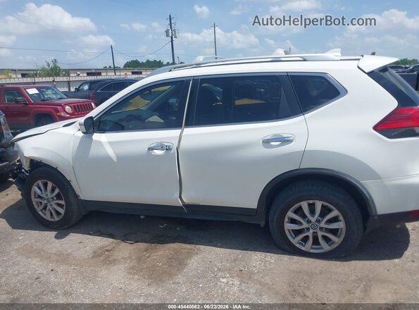 JN8AT2MT4HW135135 2017 NISSAN ROGUE White Widok wnętrza 360 stopni