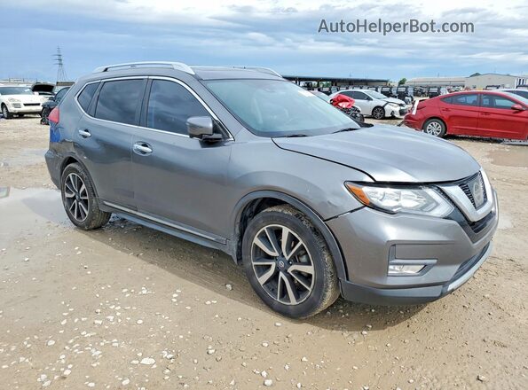 JN8AT2MT4HW398239 2017 NISSAN ROGUE Gray Delantero derecho