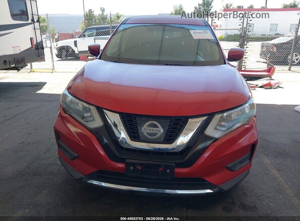 JN8AT2MT4HW398712 2017 NISSAN ROGUE Red უკანა სალონის ხედი