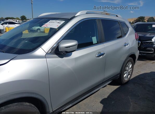 JN8AT2MT4JW454542 2018 NISSAN ROGUE Gray 