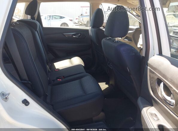 JN8AT2MT5HW136181 2017 NISSAN ROGUE White VIN კოდის სტიკერის ხედი