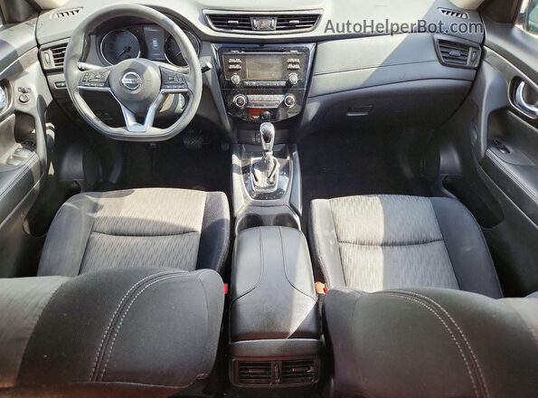 JN8AT2MT5HW139971 2017 NISSAN ROGUE Silver 