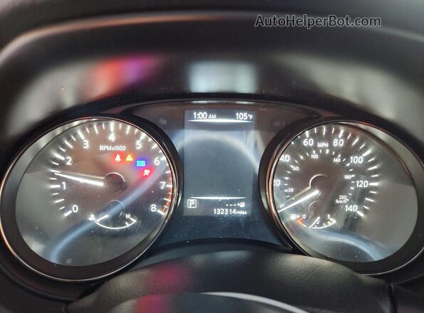 JN8AT2MT5HW152199 2017 NISSAN ROGUE Белый 
