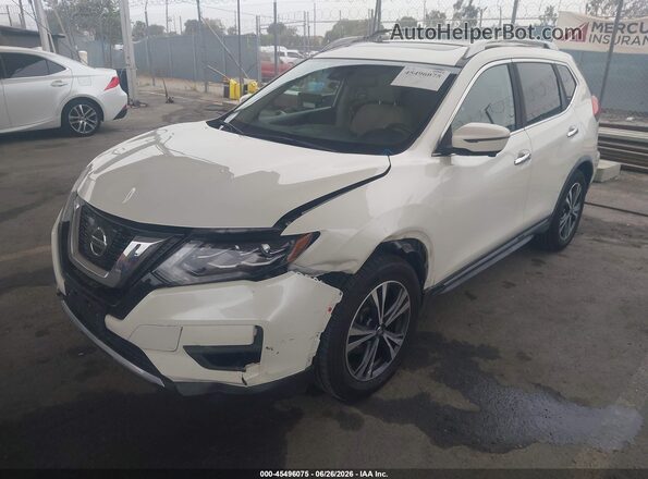 JN8AT2MT5HW403576 2017 NISSAN ROGUE Cream Front left