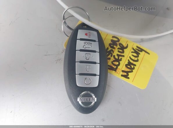 JN8AT2MT5HW403576 2017 NISSAN ROGUE Cream Dashboard view