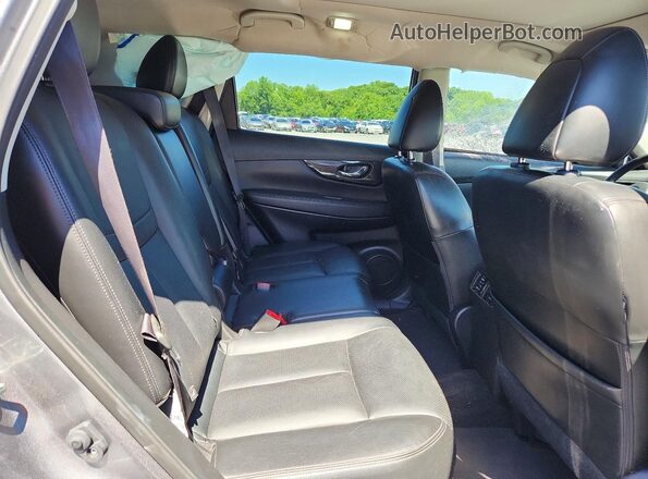 JN8AT2MT5JW489784 2018 NISSAN ROGUE Серый Вид задней части салона