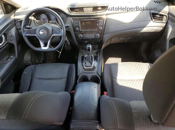 JN8AT2MT6JW452775 2018 NISSAN ROGUE Black Dashboard view