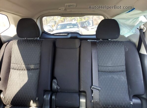 JN8AT2MT6KW250424 2019 NISSAN ROGUE Gray Rear seats view