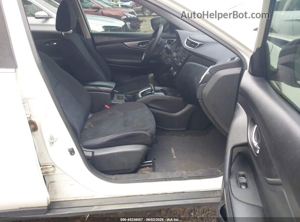 JN8AT2MT7GW004084 2016 NISSAN ROGUE White Front interior view