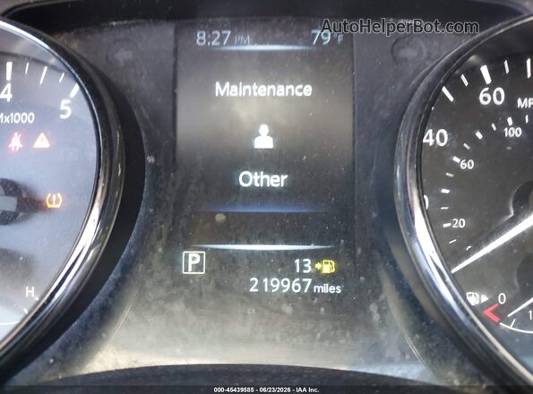 JN8AT2MT7HW135873 2017 NISSAN ROGUE White 