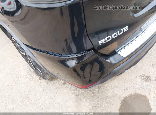 JN8AT2MT7HW403532 2017 NISSAN ROGUE Черный Вид спереди