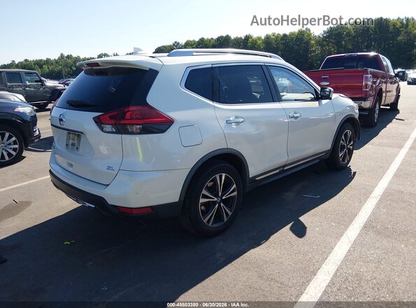 JN8AT2MT7JW466328 2018 NISSAN ROGUE Белый Задняя правая четверть