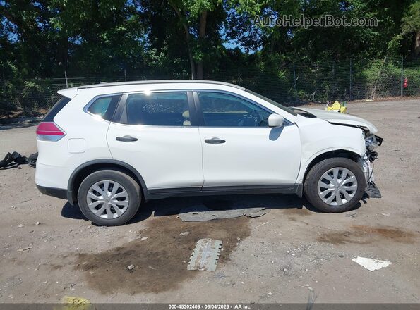 JN8AT2MT8GW018446 2016 NISSAN ROGUE White 360 interior view