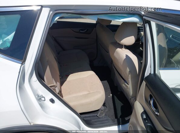 JN8AT2MT8GW018446 2016 NISSAN ROGUE White VIN sticker view