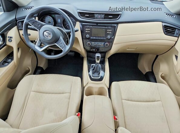 JN8AT2MT8HW137809 2017 NISSAN ROGUE White 