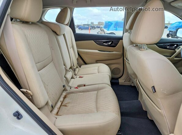 JN8AT2MT8HW137809 2017 NISSAN ROGUE White 