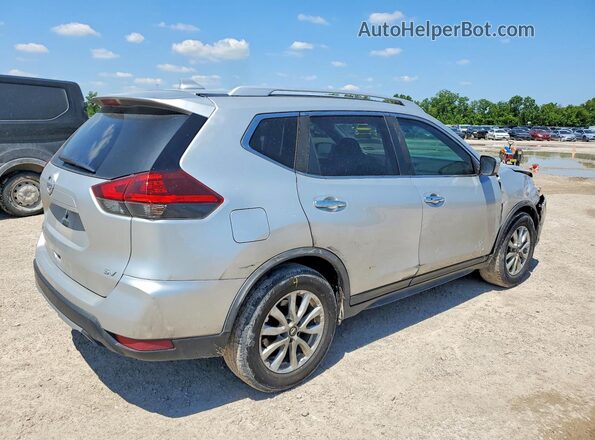 JN8AT2MT8JW454530 2018 NISSAN ROGUE Silver Задня права чверть
