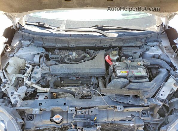 JN8AT2MT8JW454530 2018 NISSAN ROGUE Silver Вид підкапотного простору