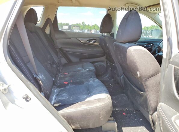 JN8AT2MT8JW454530 2018 NISSAN ROGUE Silver Вид задньої частини салону