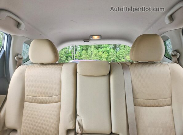 JN8AT2MT8JW487012 2018 NISSAN ROGUE White Vista de los asientos traseros