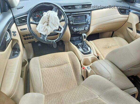 JN8AT2MT8JW487012 2018 NISSAN ROGUE White Vista del salpicadero