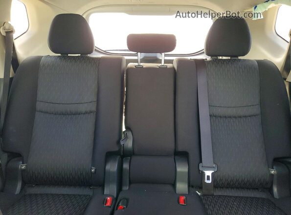 JN8AT2MT8LW011040 2020 NISSAN ROGUE Silver Rear seats view