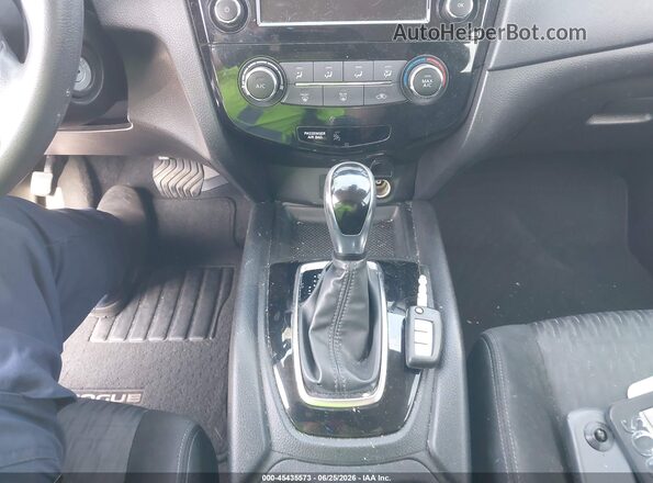 JN8AT2MT8LW038934 2020 NISSAN ROGUE White Widok deski rozdzielczej