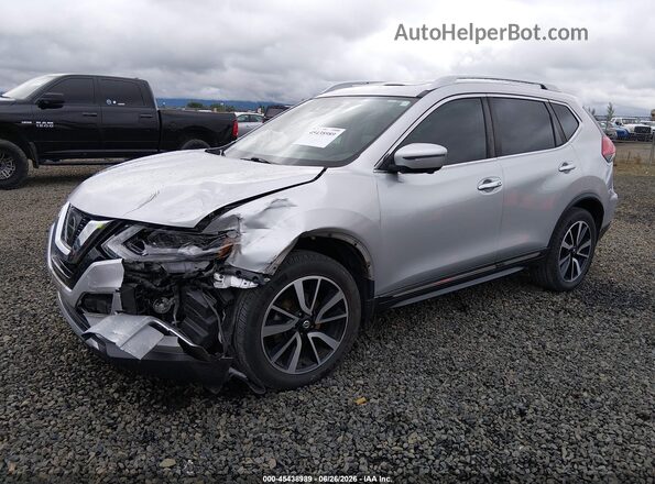 JN8AT2MV0HW019075 2017 NISSAN ROGUE Silver Front left
